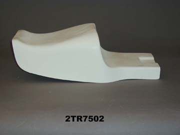 2TR7502 - 72-76 TR750 SEAT